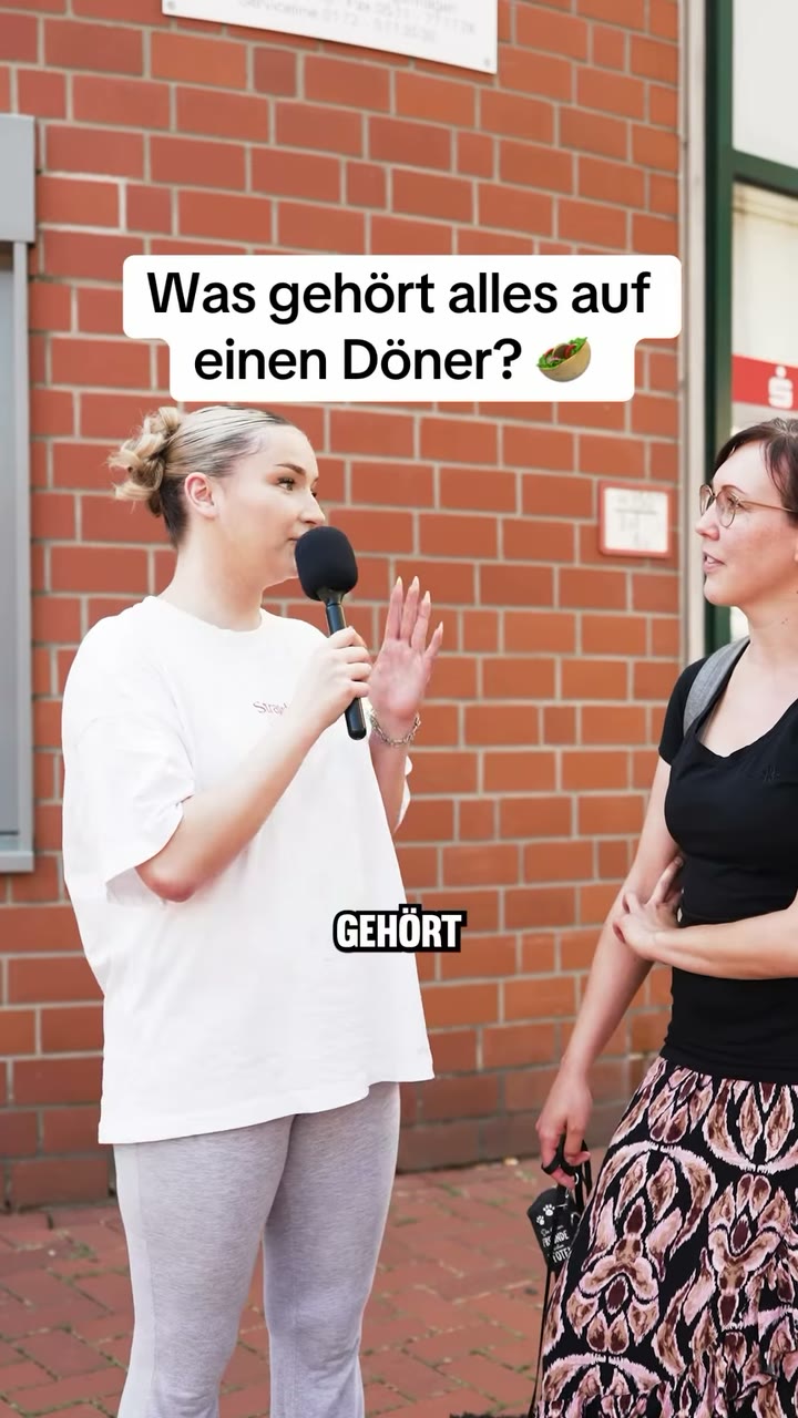 Erstes Bild der Straßenumfrage: die Frage steht als Text im Bild